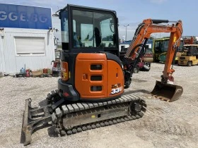      Hitachi ZX 33U-6