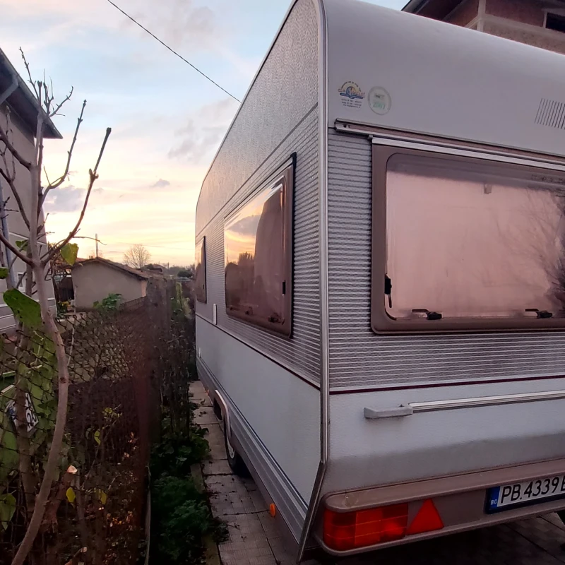 Каравана Dethleffs Rm2, снимка 3 - Каравани и кемпери - 53192389