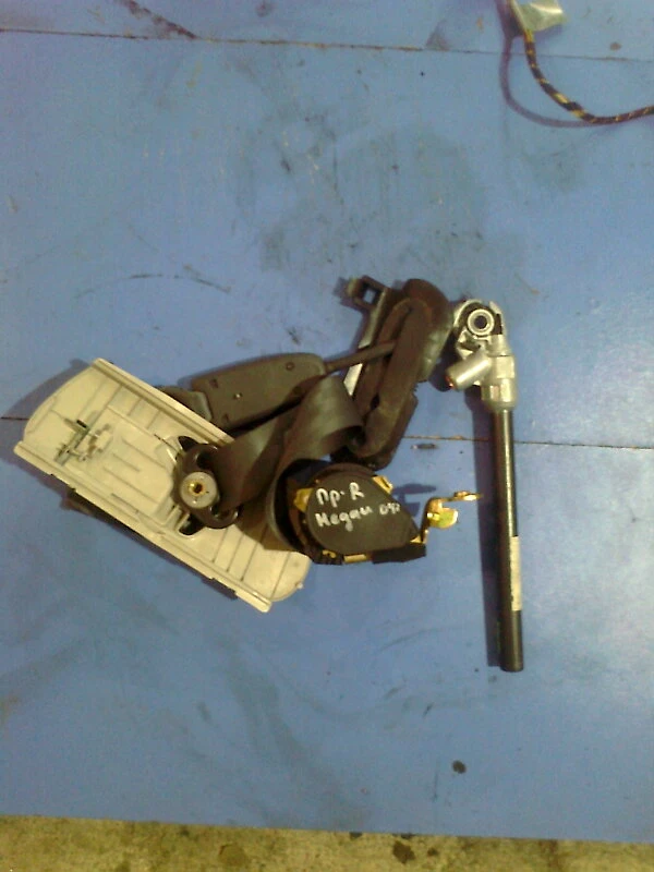 колан преден десен за Рено Меган 2.0 16v  комби