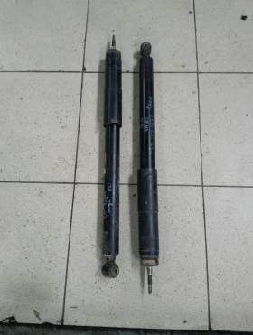 Амортисьор заден Мерцедес Ц220 w203 седан