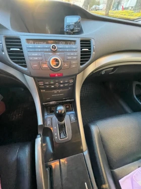 Honda Accord Турър, снимка 11