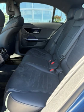 Mercedes-Benz C 300 d 4MATIC, снимка 10