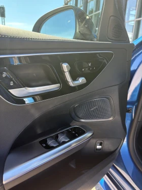Mercedes-Benz C 300 d 4MATIC, снимка 12
