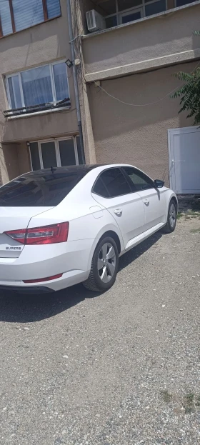 Skoda Superb, снимка 3