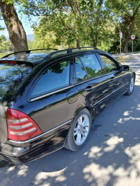 Mercedes-Benz C 220, снимка 7