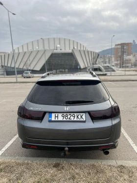 Обява за продажба на Honda Accord 2.0 Бензин Автомат ~14 800 лв. - изображение 2