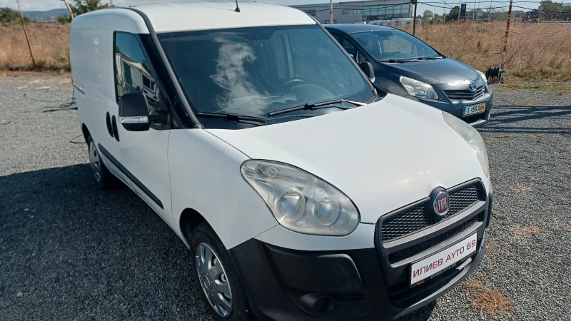 Fiat Doblo 1.3 95 к.с. КЛИМАТИК ЕВРО 5  Б, снимка 7 - Автомобили и джипове - 43640445