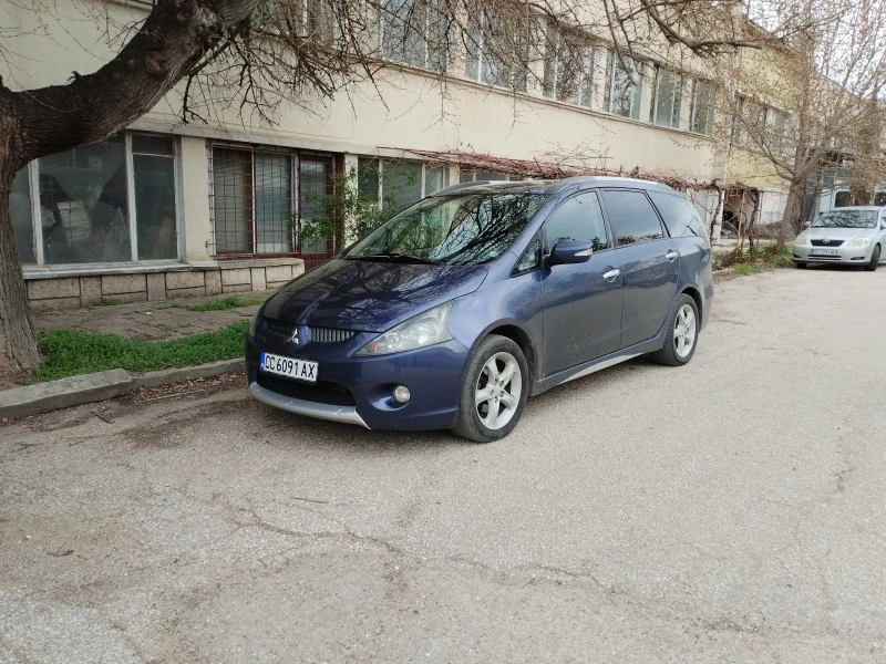 Mitsubishi Grandis, снимка 14 - Автомобили и джипове - 47380208