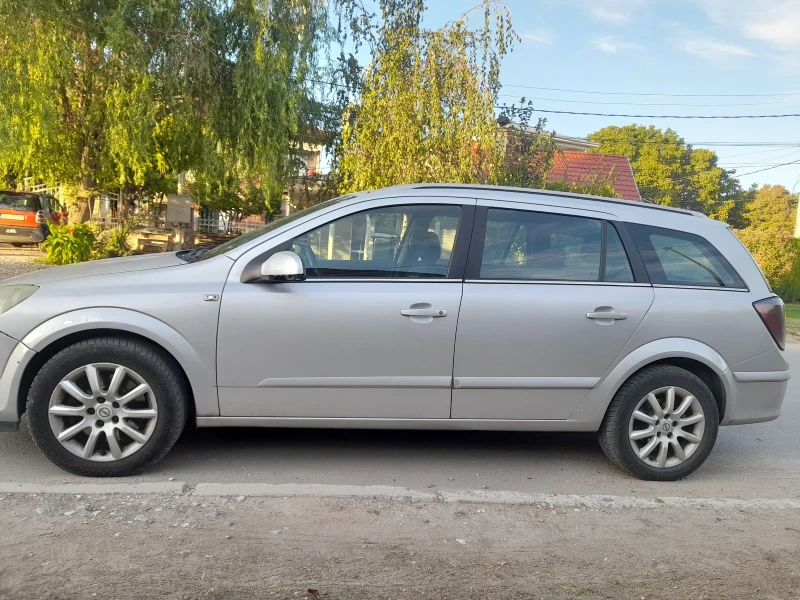 Opel Astra 1.9, снимка 3 - Автомобили и джипове - 47315180