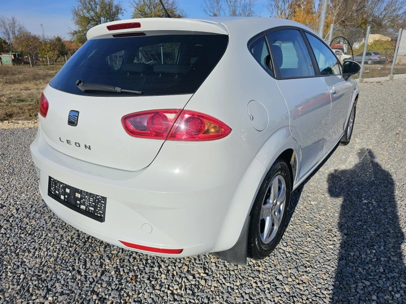 Seat Leon 1.2i  105k.s Отлична, снимка 4 - Автомобили и джипове - 48029310