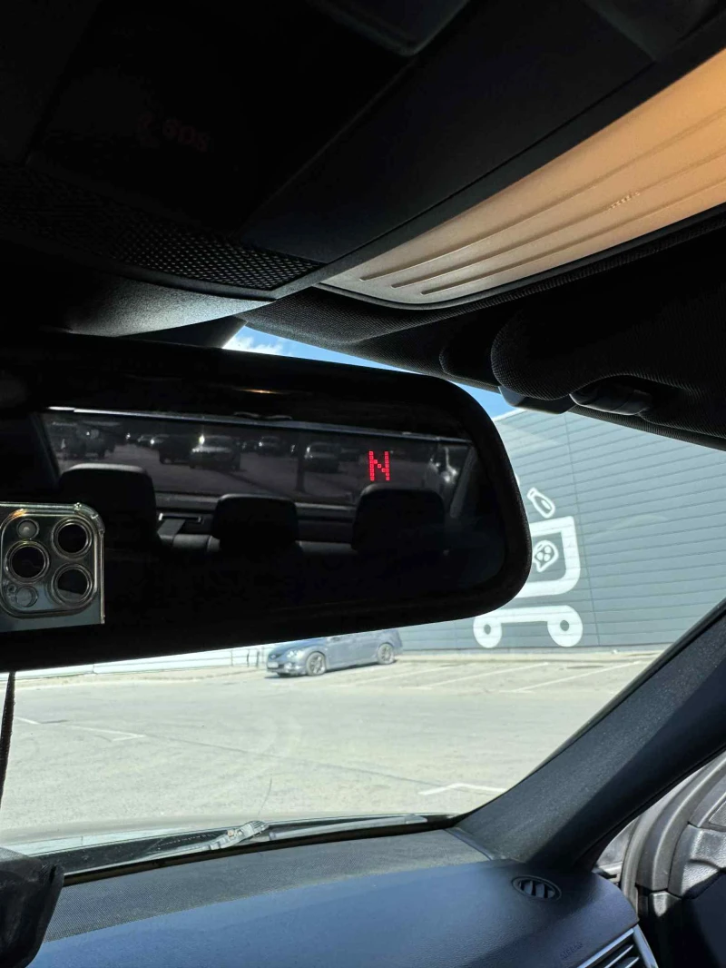 Mercedes-Benz E 350 4matic, снимка 15 - Автомобили и джипове - 51476395