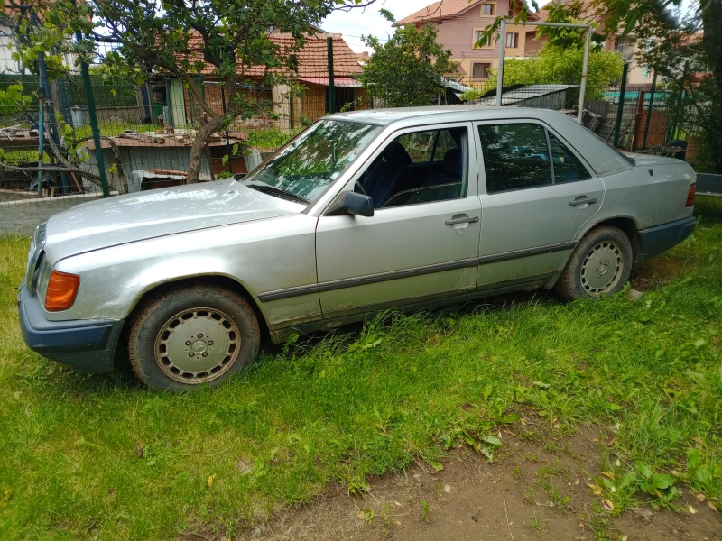 Mercedes-Benz 124, снимка 3 - Автомобили и джипове - 52442549
