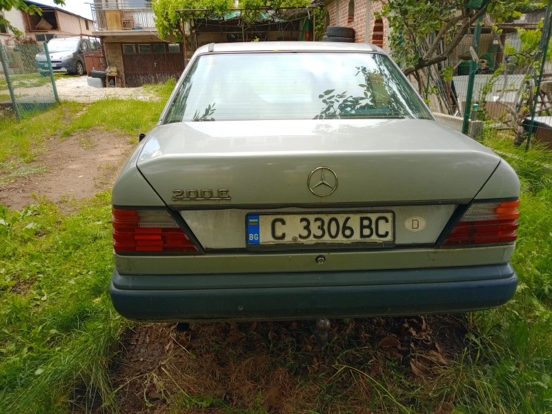 Mercedes-Benz 124, снимка 4 - Автомобили и джипове - 52442549