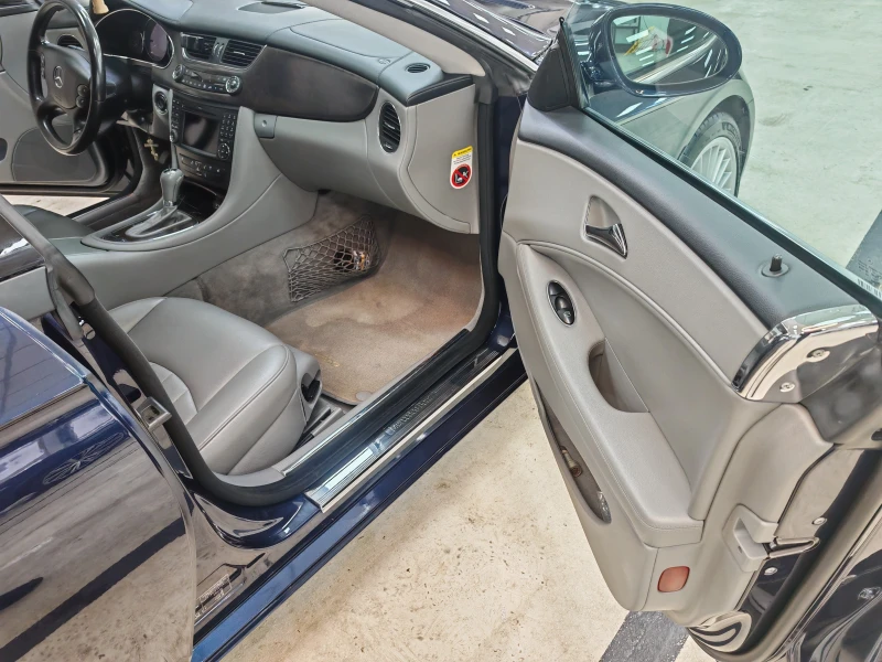 Mercedes-Benz CLS 500, снимка 15 - Автомобили и джипове - 52062861
