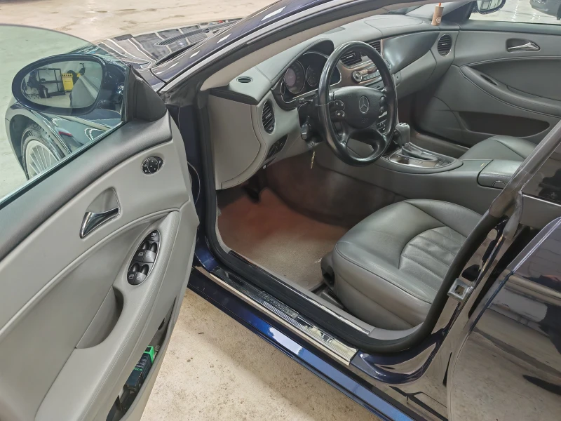 Mercedes-Benz CLS 500, снимка 9 - Автомобили и джипове - 52062861