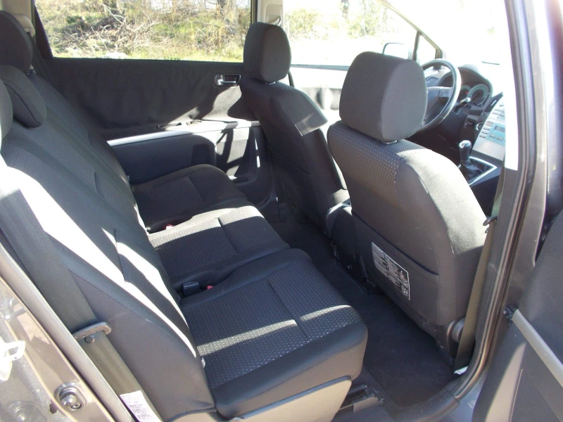 Toyota Corolla verso, снимка 7 - Автомобили и джипове - 52632417