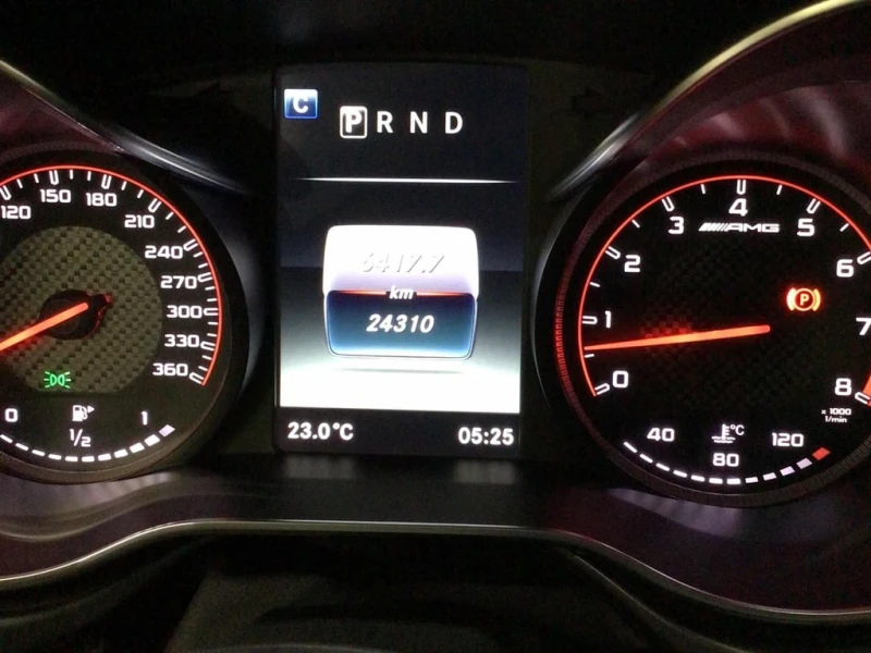 Mercedes-Benz AMG GT C 2018 * CARFAX * БЕЗ ПЪРВОНАЧАЛНА ВНОСКА, снимка 8 - Автомобили и джипове - 52665777