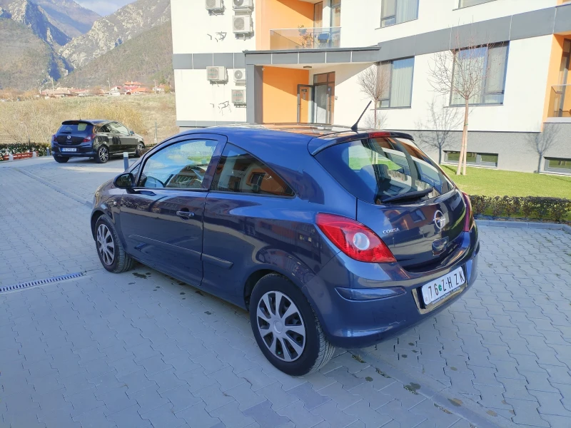 Opel Corsa 1.2 16v 75hp Клима Мулти волан Халогени Уникат , снимка 6 - Автомобили и джипове - 52774357
