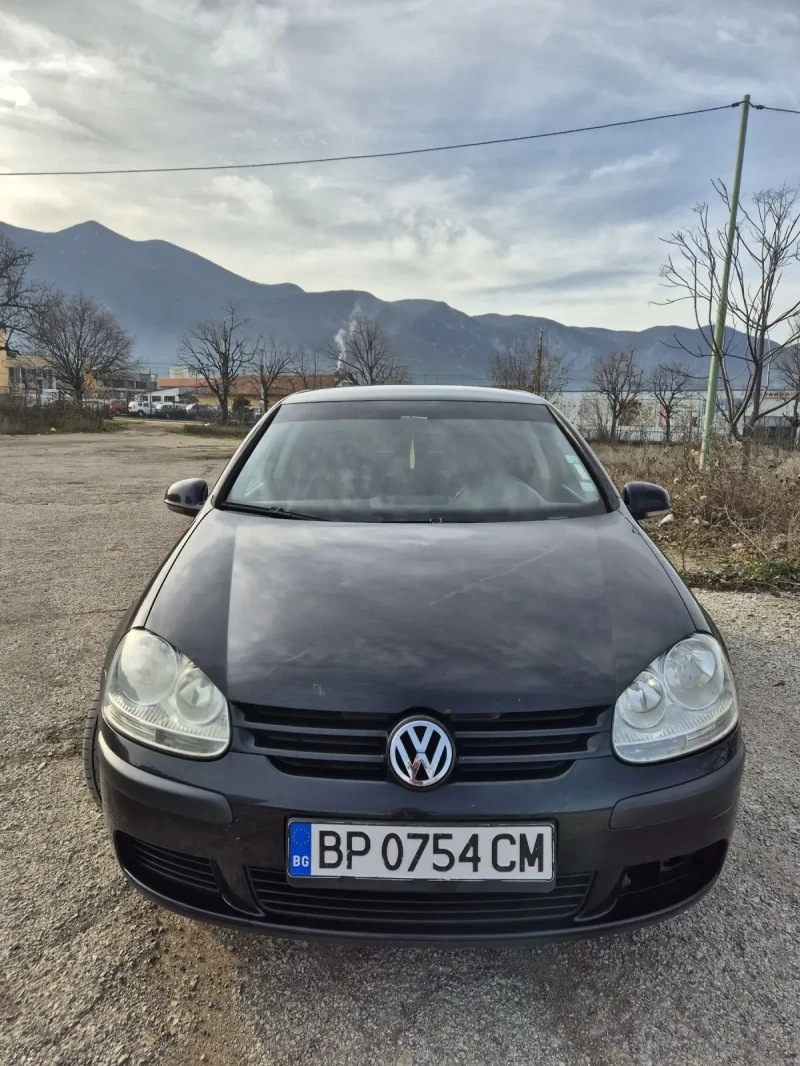 VW Golf 5, снимка 2 - Автомобили и джипове - 52851392