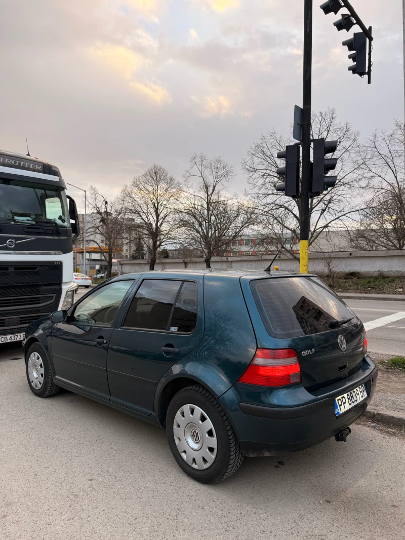 VW Golf 1.9 TDI 101, снимка 6 - Автомобили и джипове - 52973157