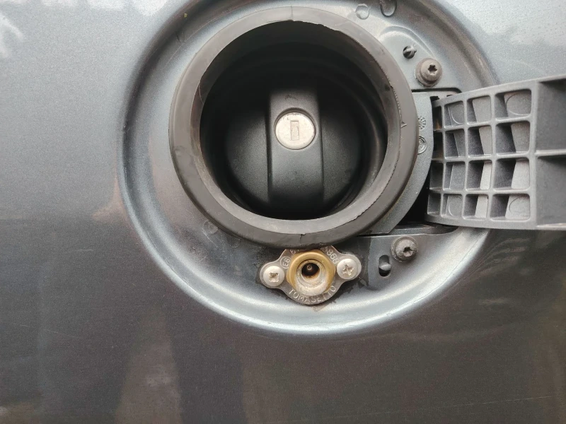 Peugeot 307 1.6 i Газ бензин, снимка 5 - Автомобили и джипове - 53052872