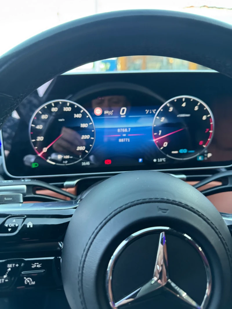 Mercedes-Benz S 580 4 MATIC, снимка 14 - Автомобили и джипове - 53169649