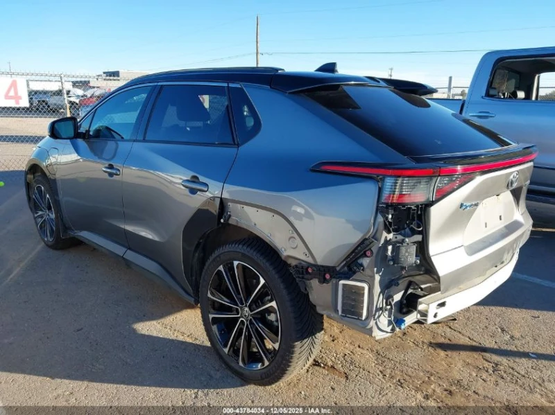 Toyota bZ4X Limited, снимка 3 - Автомобили и джипове - 53182872