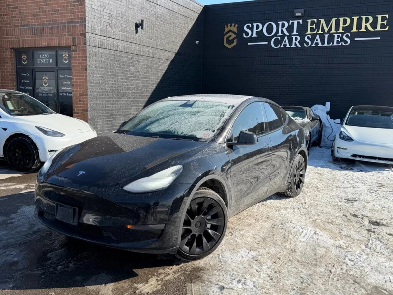 Tesla Model Y LONGE RANGE* 4X4* 360 КАМЕРА* ПАНОРАМА, снимка 3 - Автомобили и джипове - 53522479