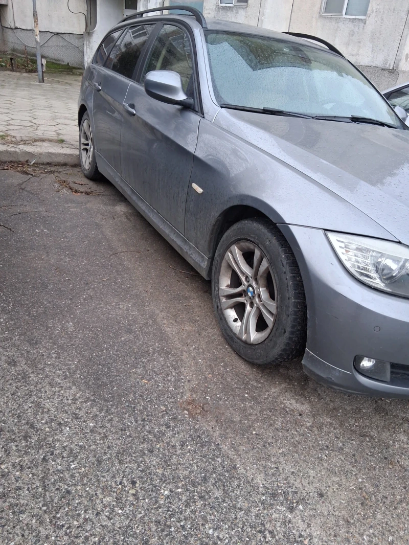 BMW 320, снимка 11 - Автомобили и джипове - 53575679