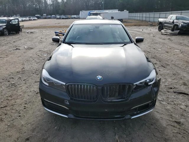 BMW 740 HYBRID* ДИГИТАЛНО* ТАБЛО* МАСАЖ* ОБДУХВАНЕ* LANE* , снимка 5 - Автомобили и джипове - 48770234