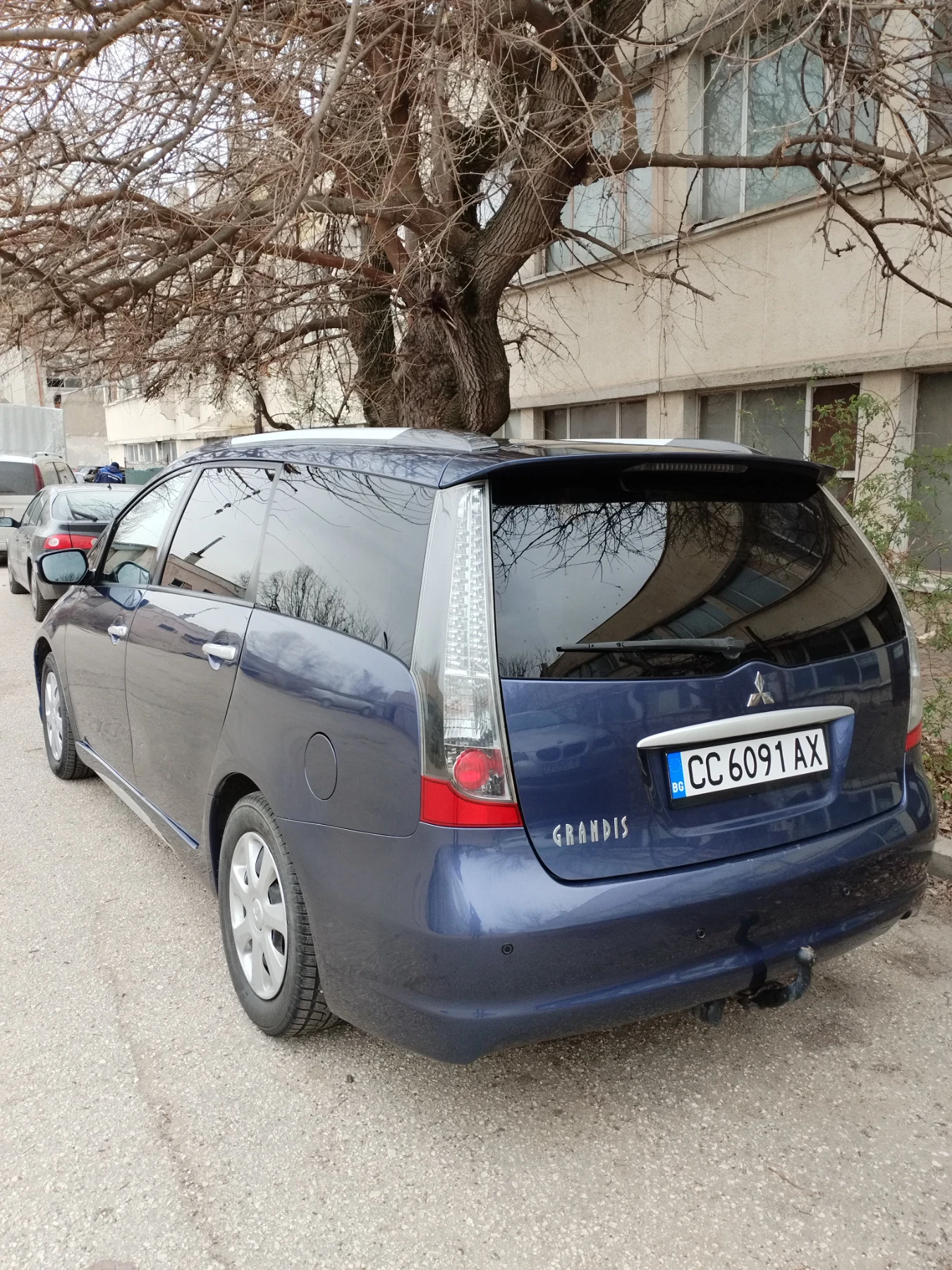 Mitsubishi Grandis  - изображение 3