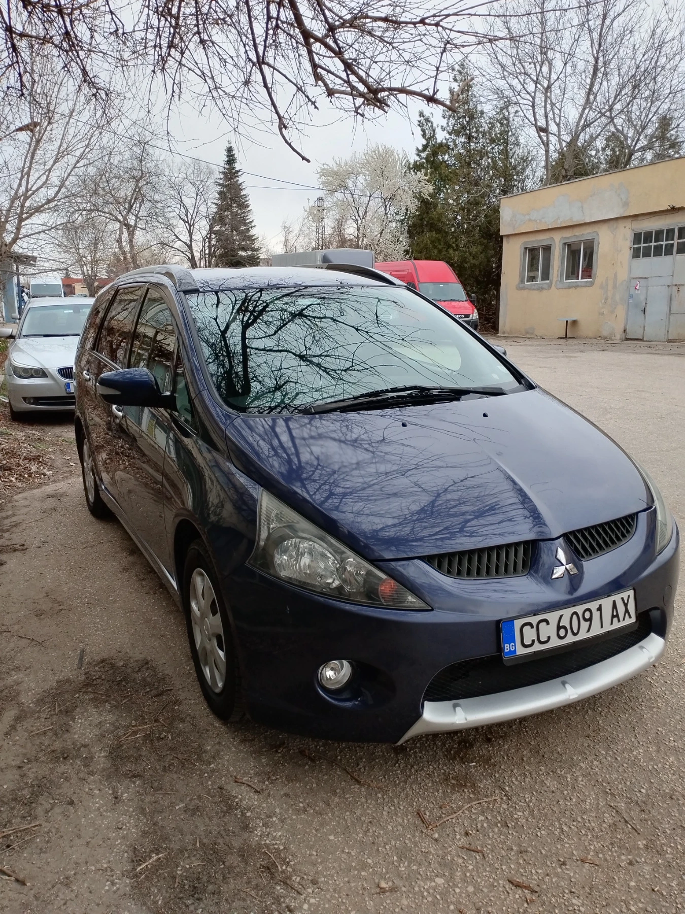 Mitsubishi Grandis  - изображение 2