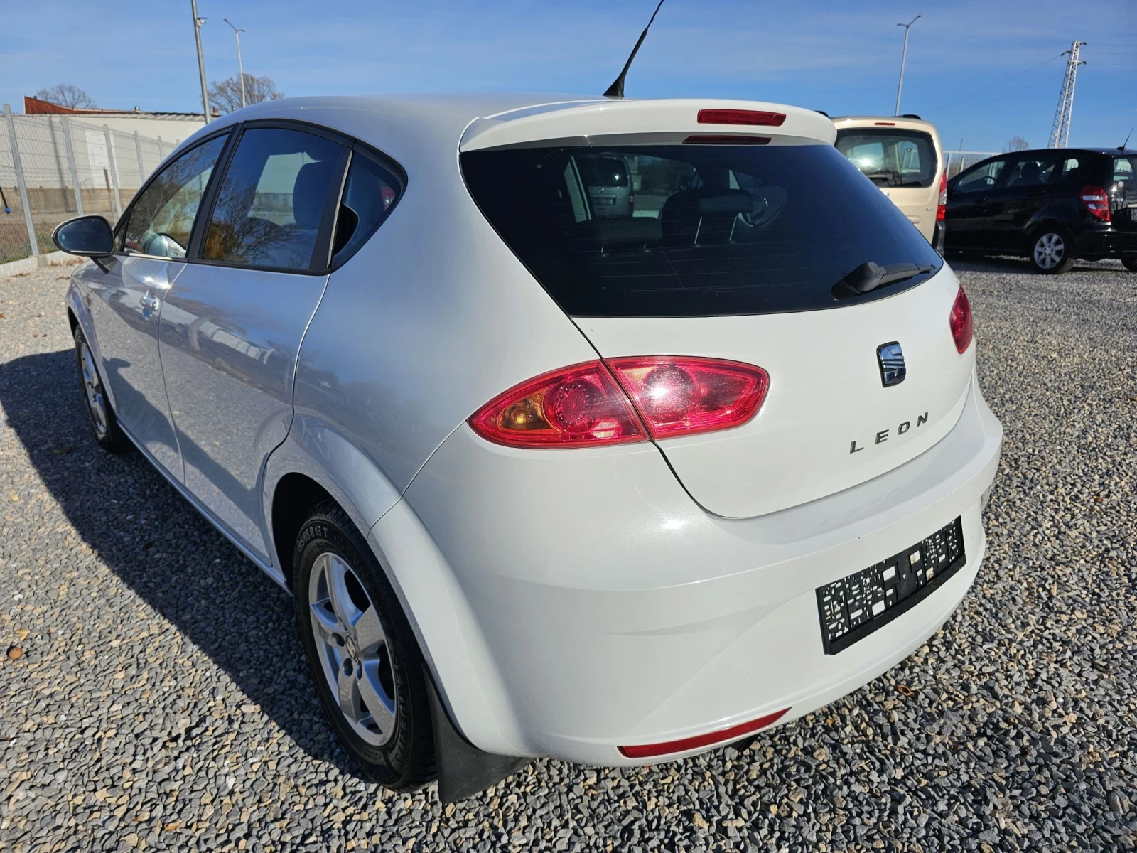 Seat Leon 1.2i  105k.s Отлична - изображение 5