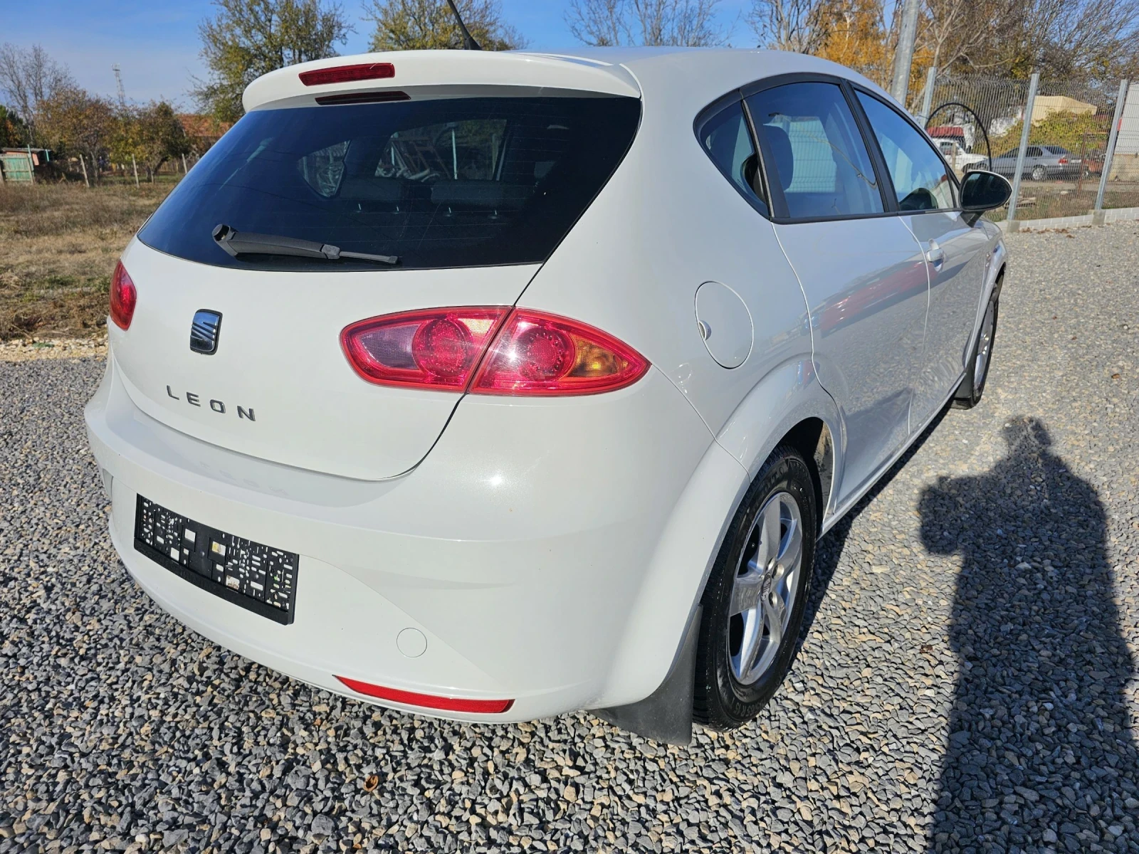 Seat Leon 1.2i  105k.s Отлична - изображение 4