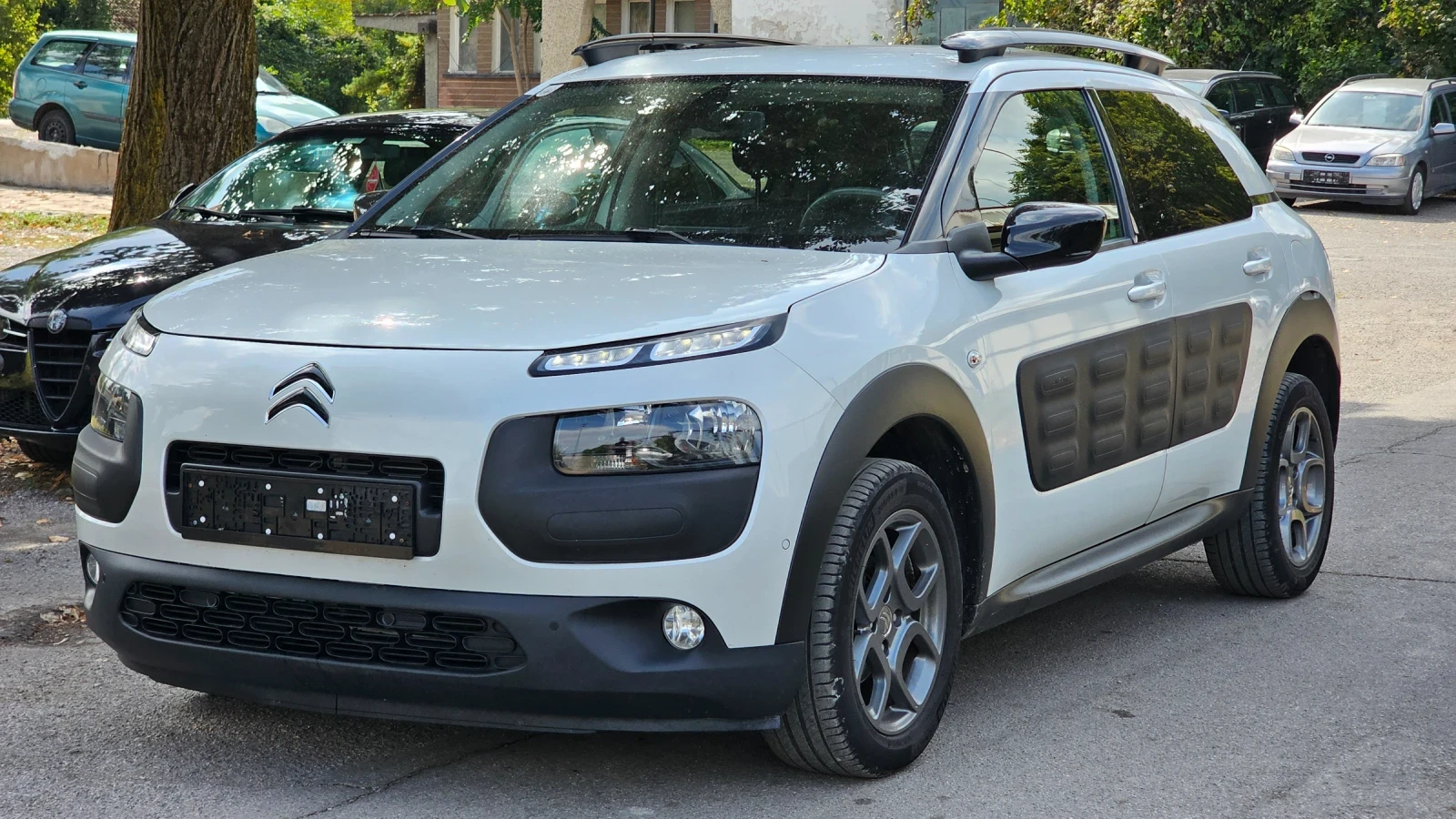 Citroen C4 Cactus 1.2 автоматик  - изображение 2