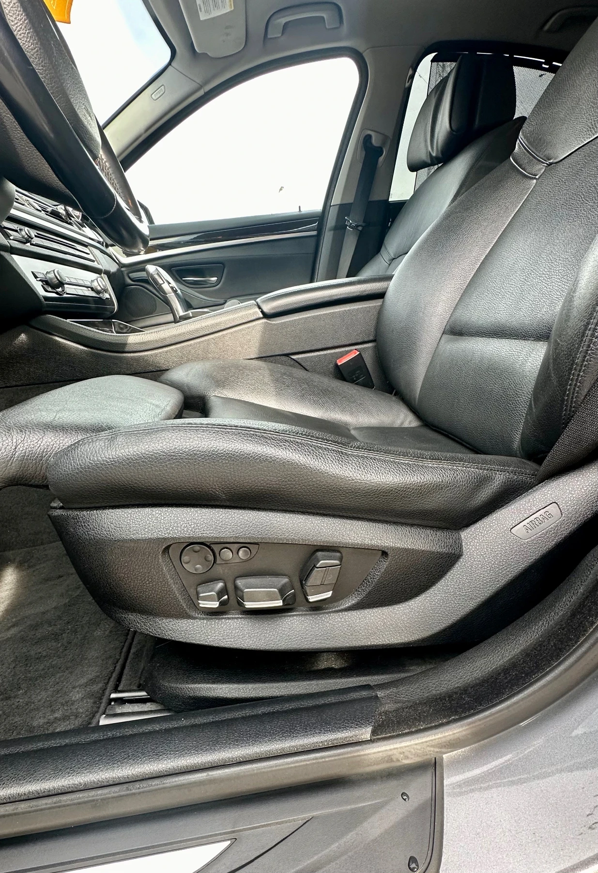 BMW 530 ZF 8ск, RECARO, Dynamic drive, Hi-Fi stereo - изображение 10