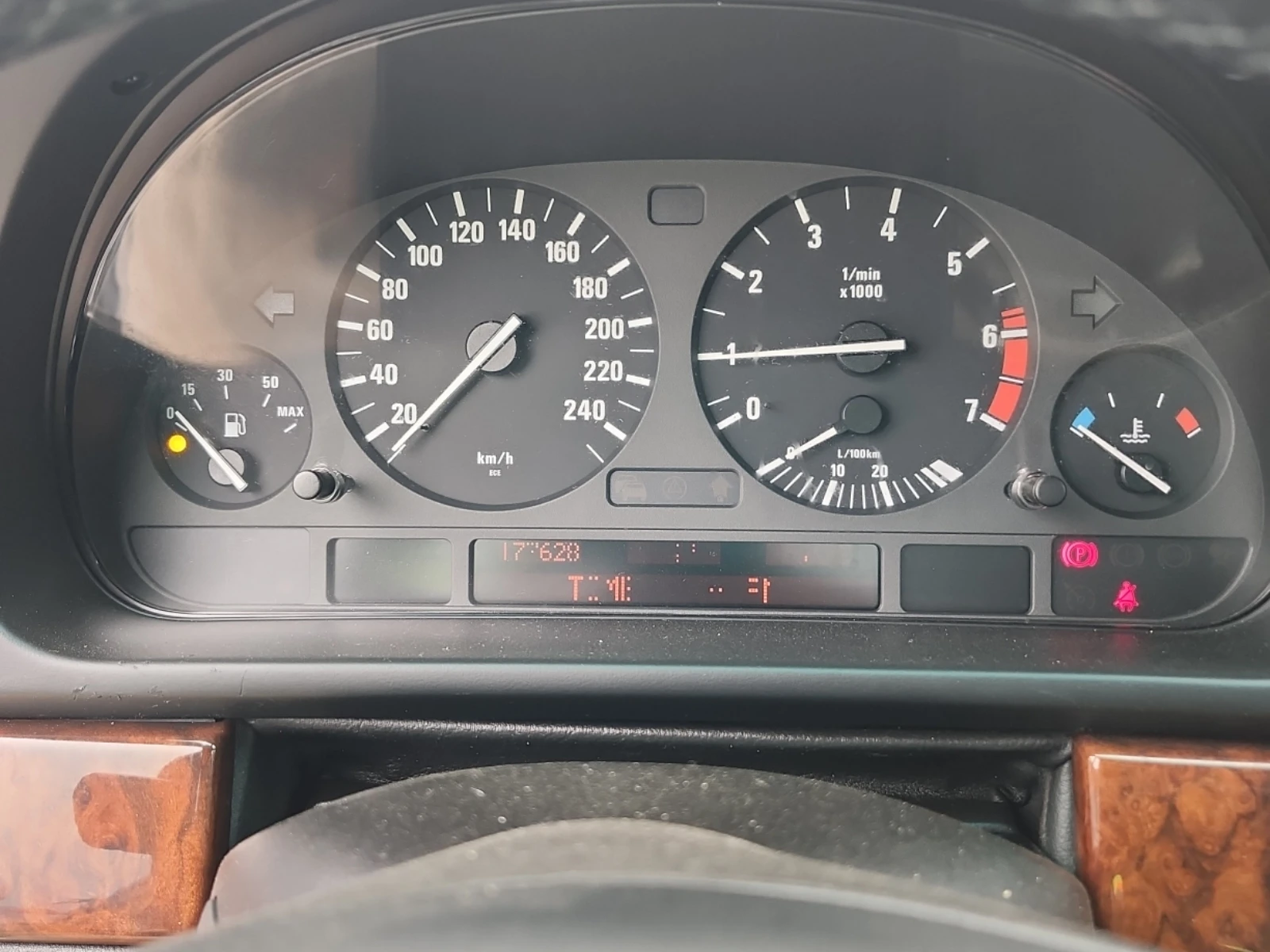 BMW 540 * CARFAX * АВТО КРЕДИТ - изображение 9