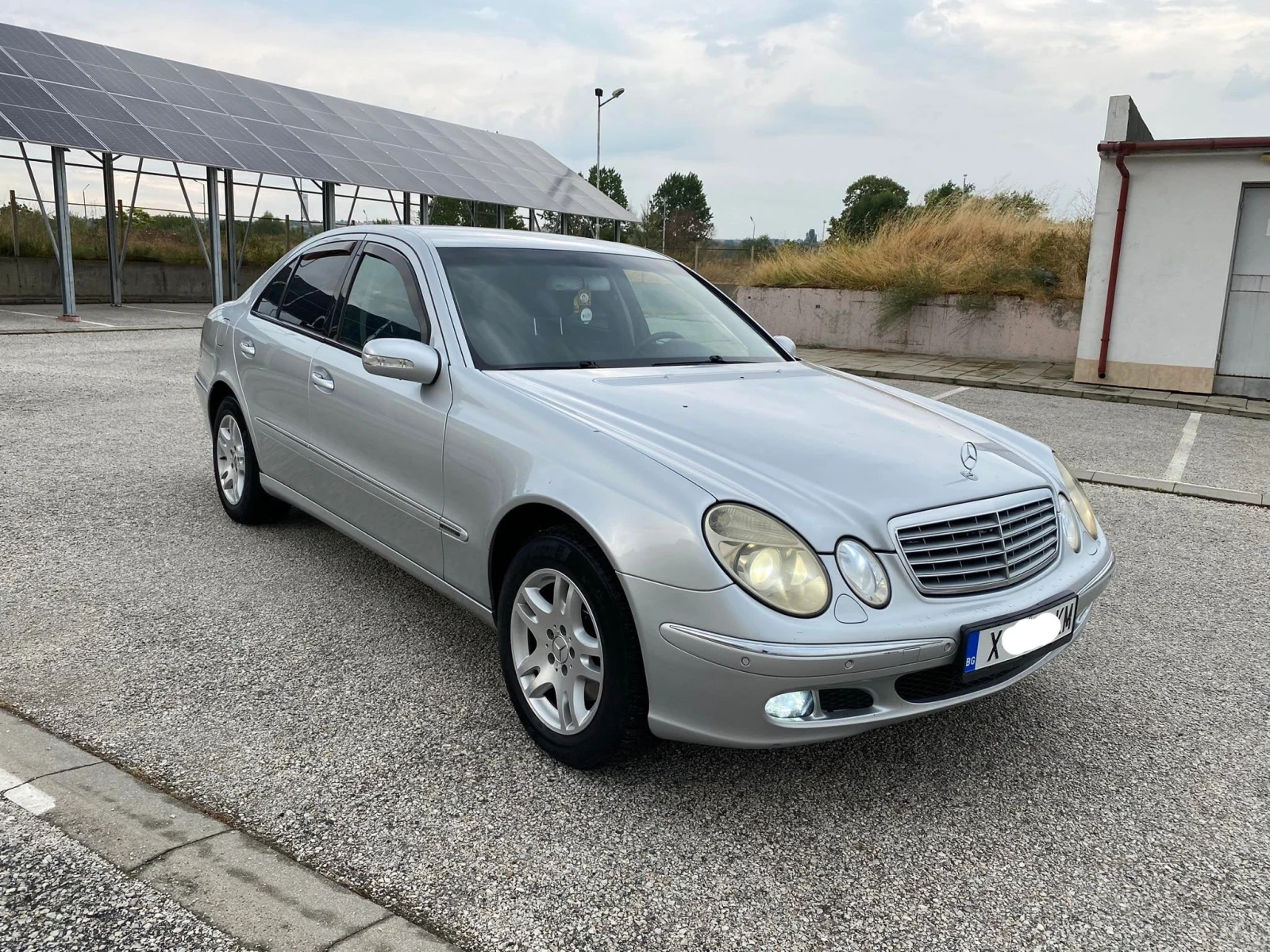 Mercedes-Benz E 320 CDI 4MATIC - изображение 3