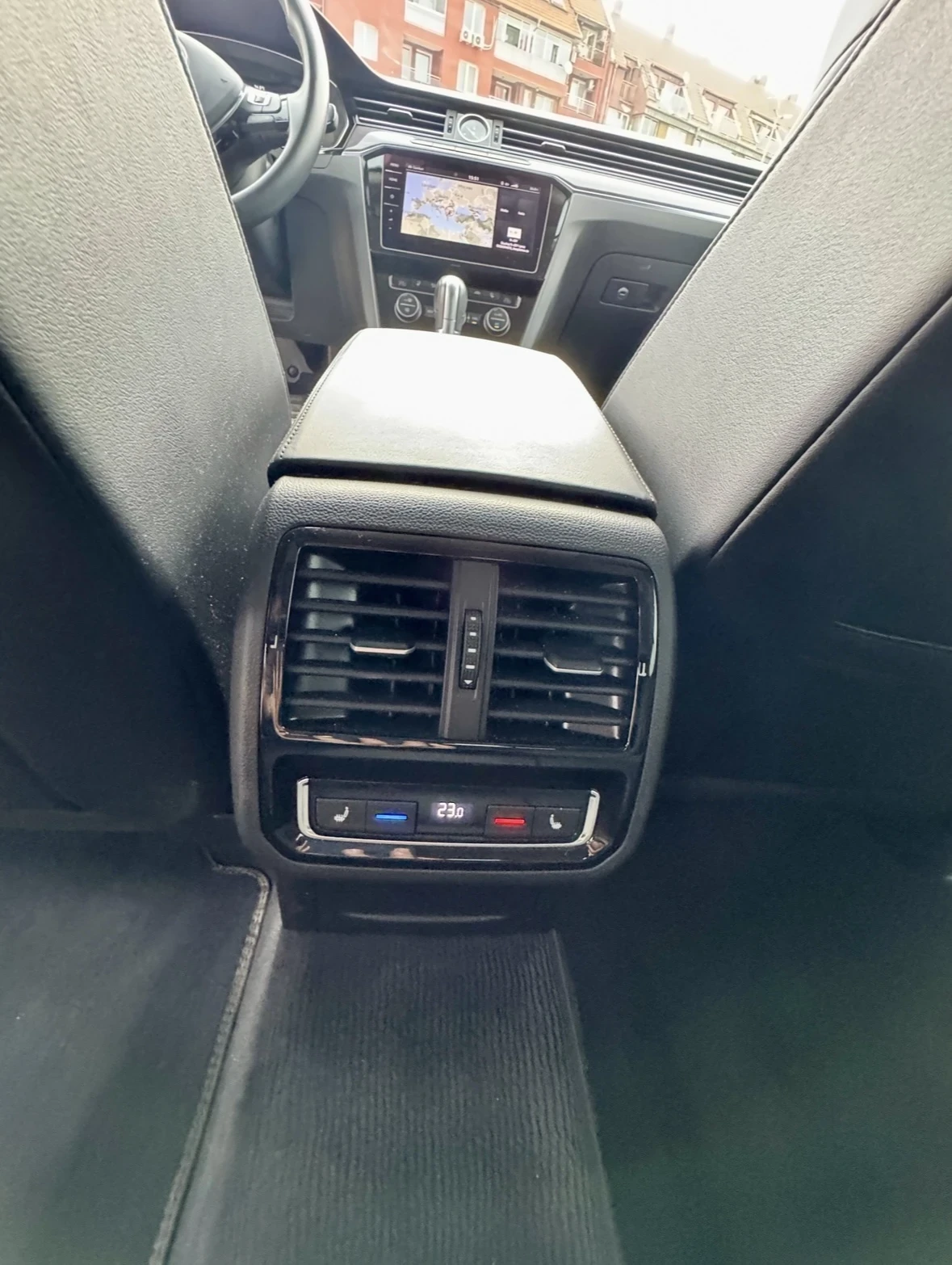 VW Arteon 2.0 TSI Elegance - изображение 10