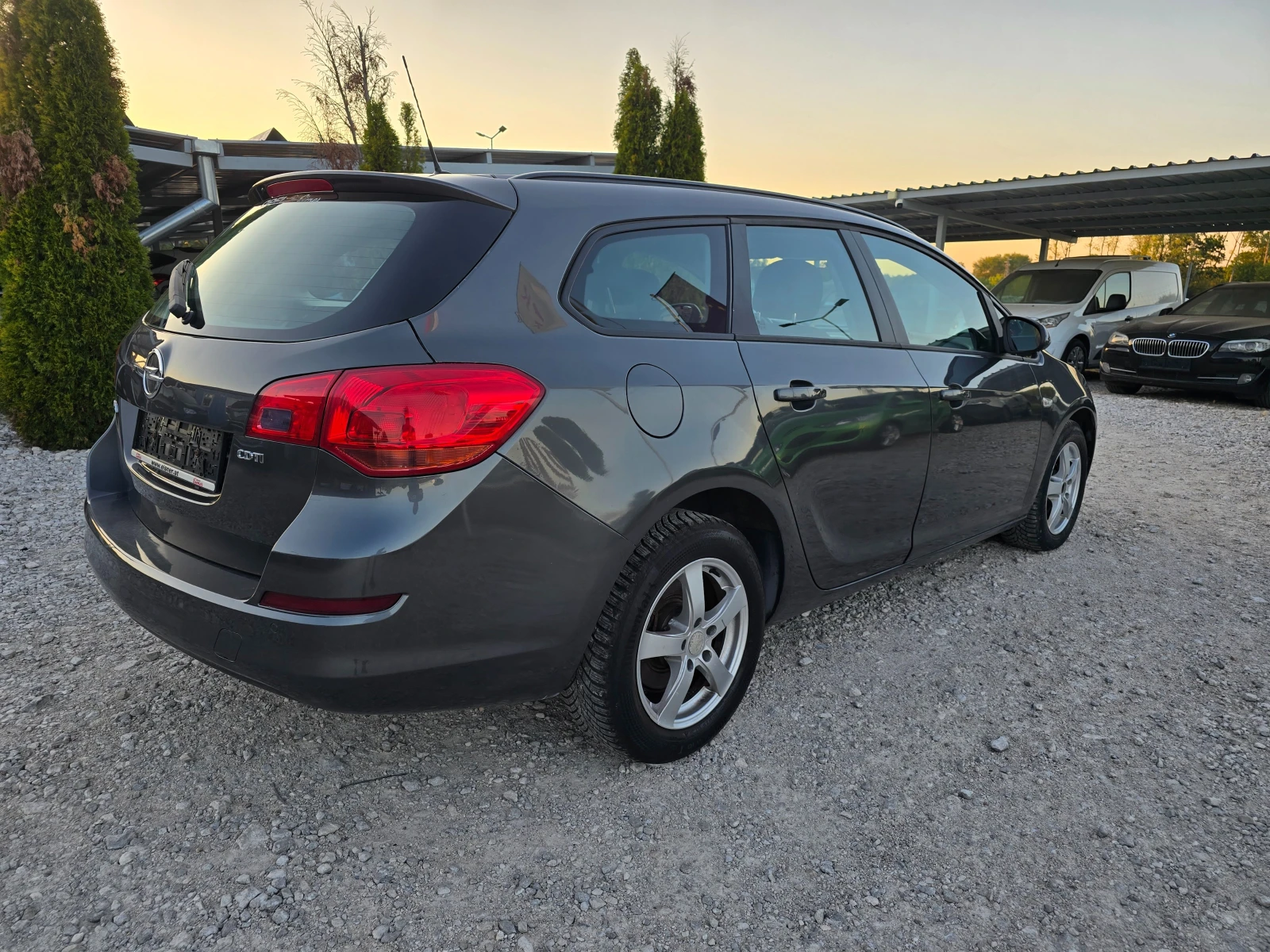 Opel Astra 1.7CDTI 110КС ! ! КЛИМАТРОНИК - изображение 5