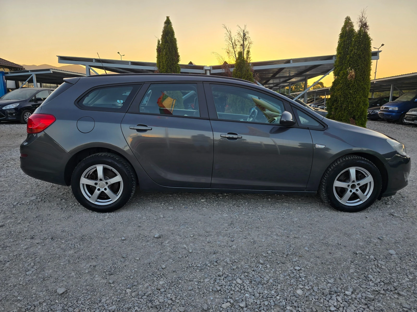 Opel Astra 1.7CDTI 110КС ! ! КЛИМАТРОНИК - изображение 6