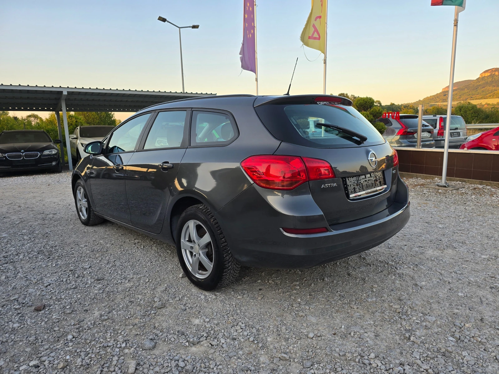 Opel Astra 1.7CDTI 110КС ! ! КЛИМАТРОНИК - изображение 3