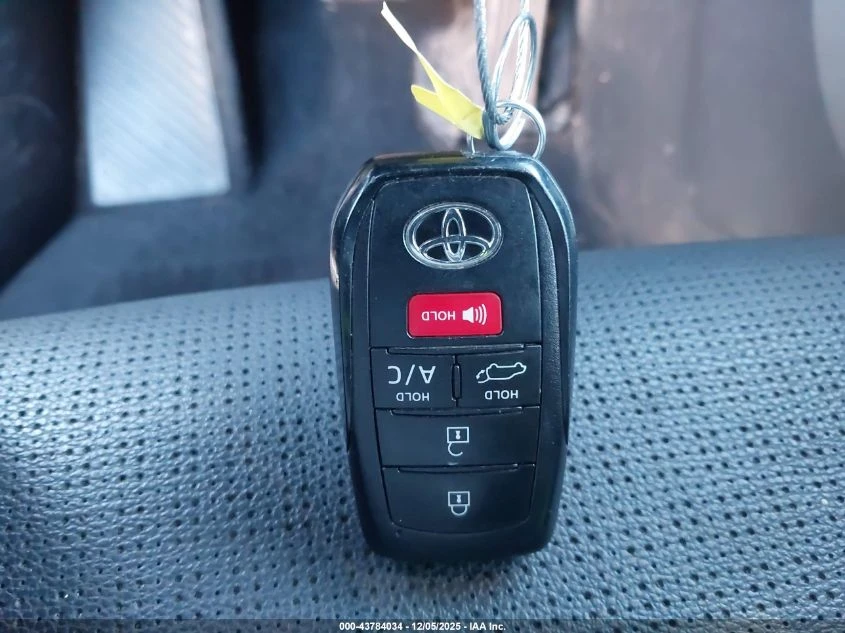 Toyota bZ4X Limited | Mobile.bg � ����������� 11