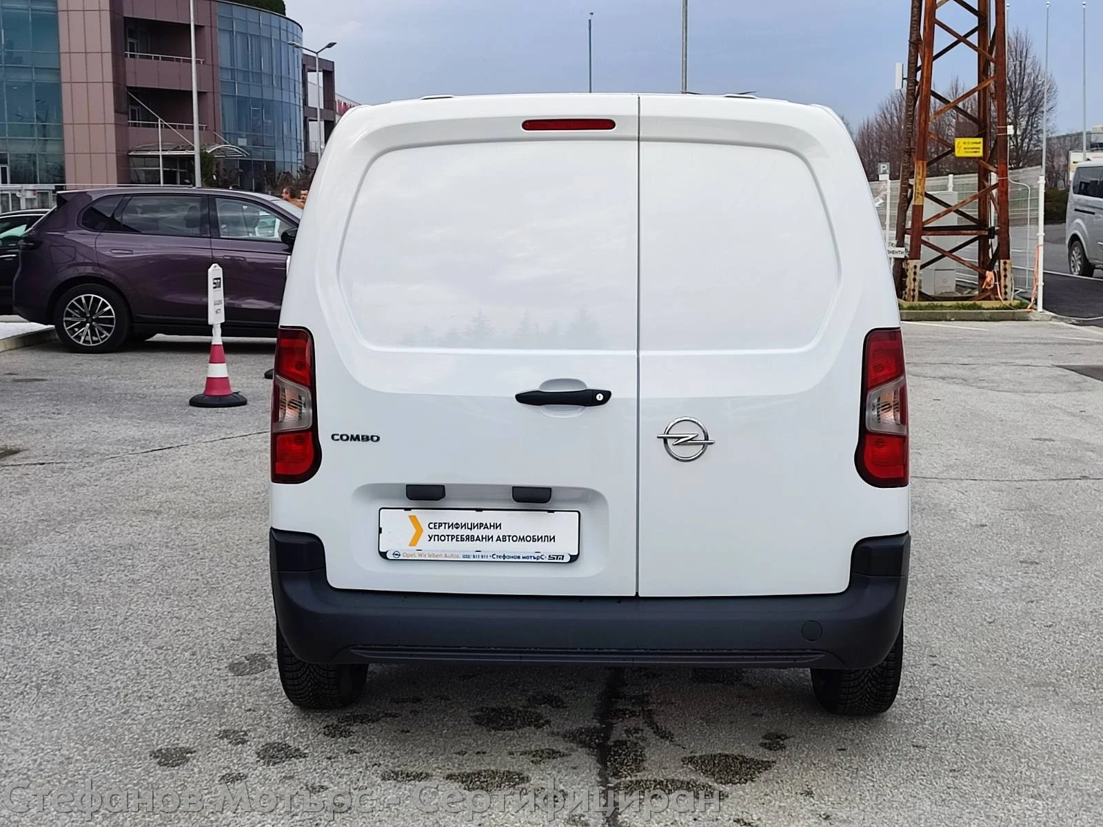 Opel Combo Van ENJOY 1.5 Diesel (102hp) MT5 - изображение 7