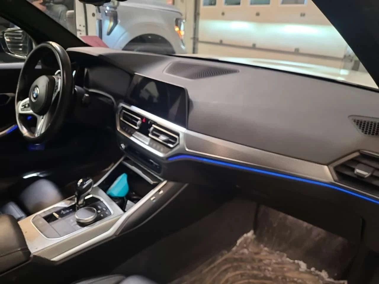 BMW 330 * XDRIVE * CARFAX * NAVI* KEYLESS, снимка 10 - Автомобили и джипове - 54066994