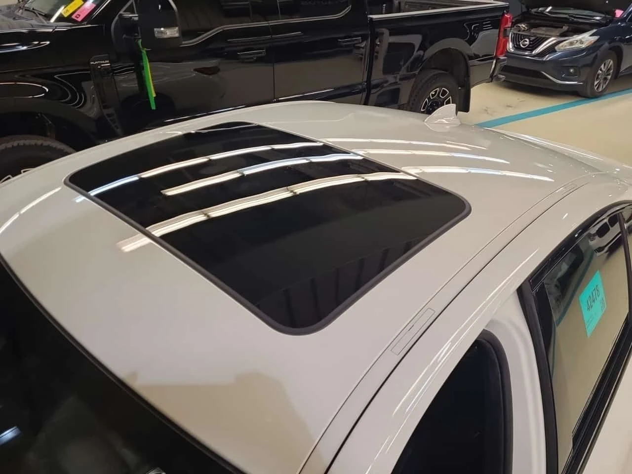 BMW 330 * XDRIVE * CARFAX * NAVI* KEYLESS, снимка 7 - Автомобили и джипове - 54066994