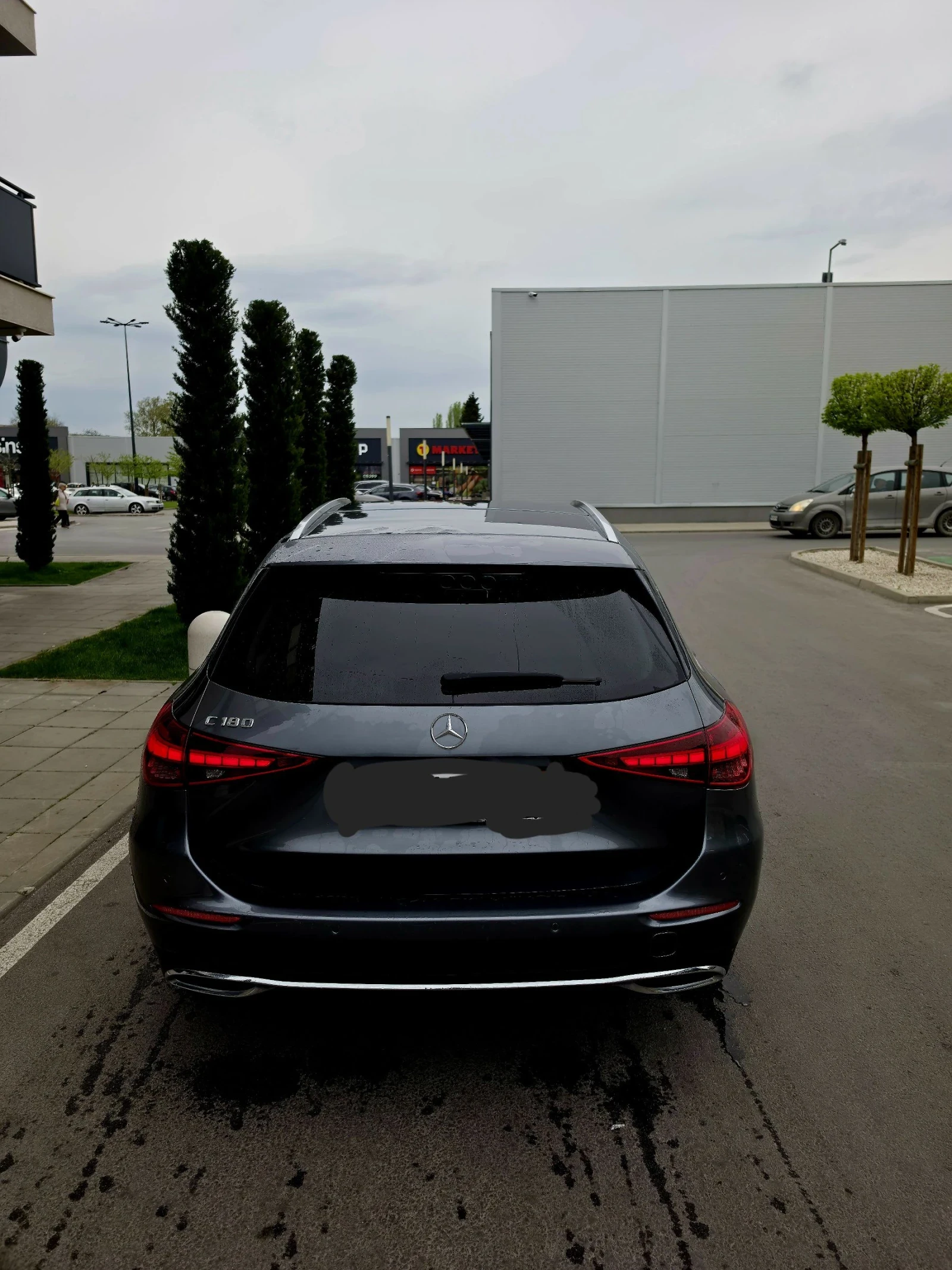 Mercedes-Benz C 180, снимка 4 - Автомобили и джипове - 54283713