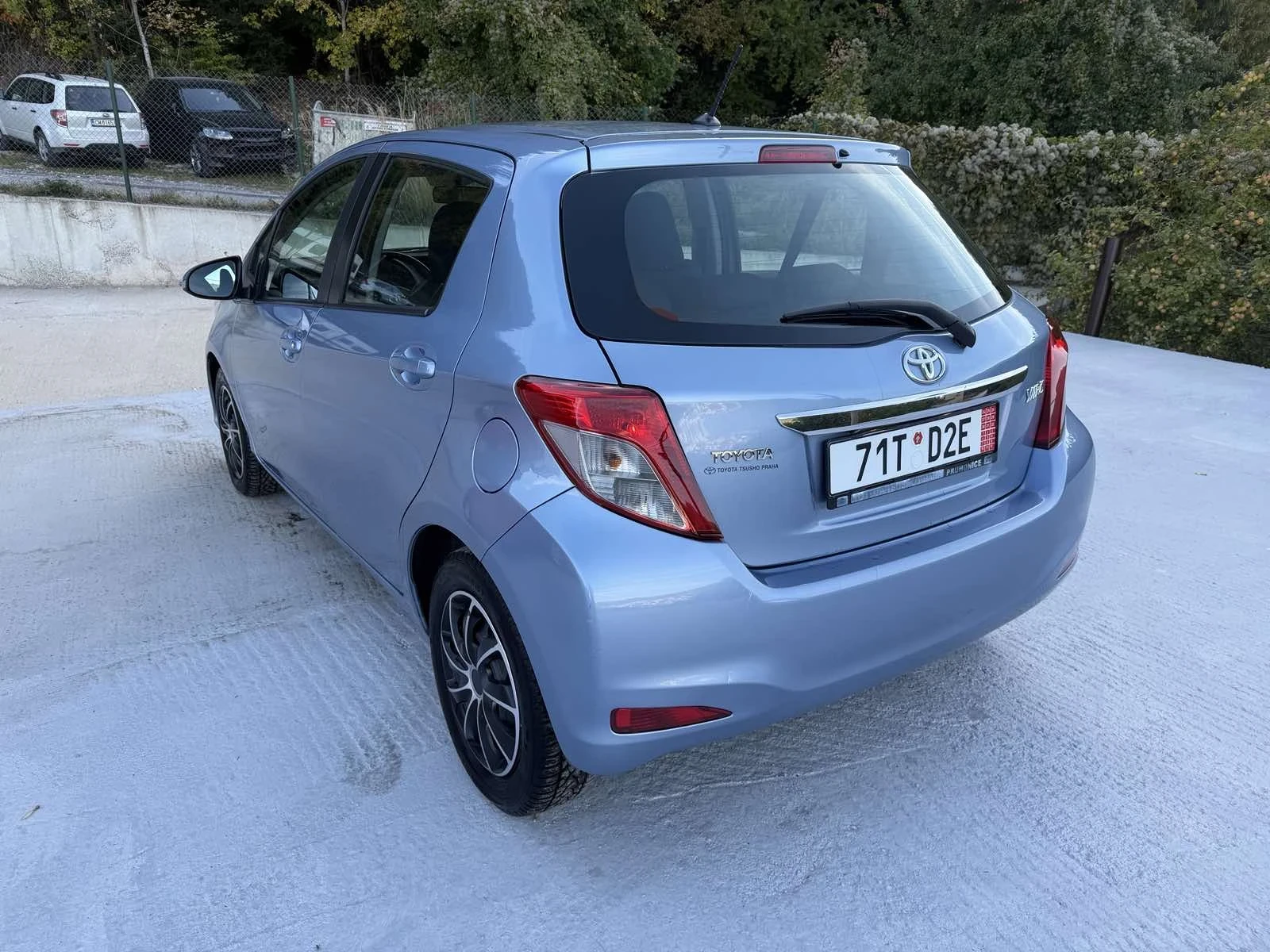 Toyota Yaris 1.33 99hp, снимка 3 - Автомобили и джипове - 55697555