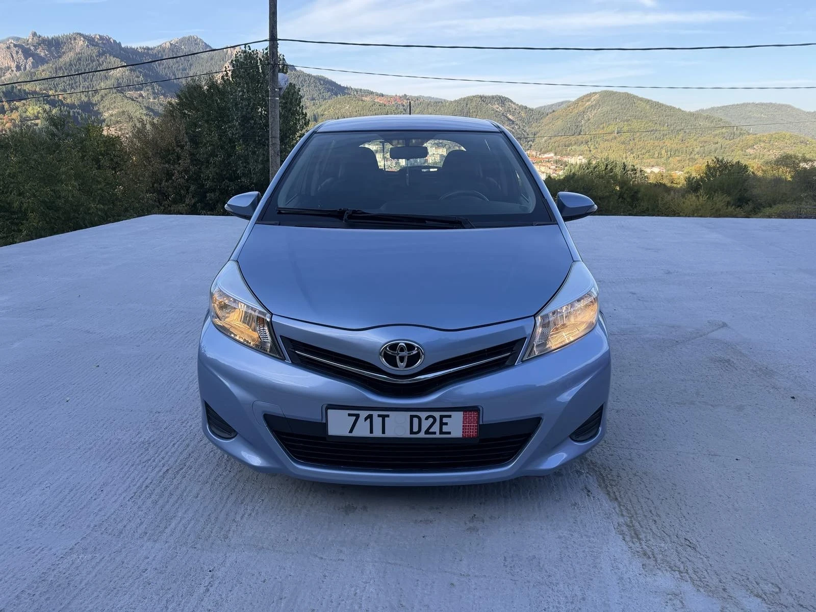 Toyota Yaris 1.33 99hp, снимка 5 - Автомобили и джипове - 55697555