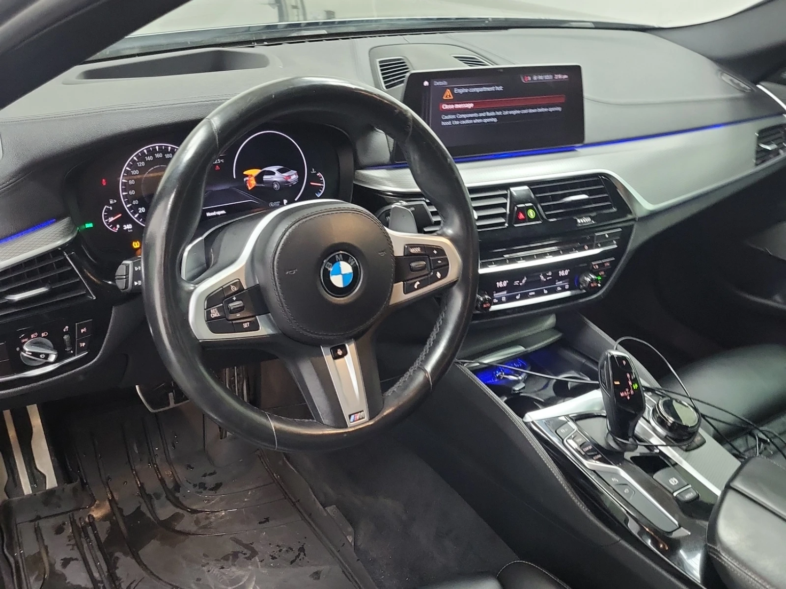 BMW 540 i xDrive/M-Pack/Digital/H&K/HUD/360, снимка 11 - Автомобили и джипове - 54690601